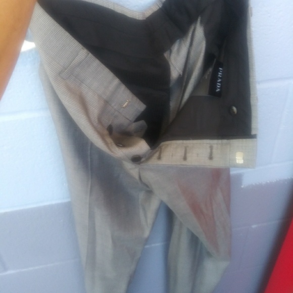 Prada suit - Picture 2 of 6